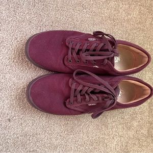 Vans Burgandy Shoe size 9